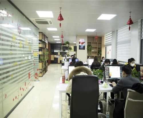 花声匠设计服务 以团队建设与文艺创作开拓体验新篇章